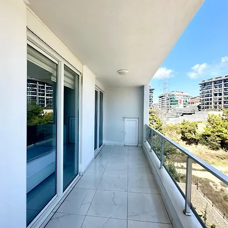 Apartment Arcadia Homes *